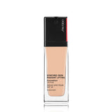 Base de Maquillage Crémeuse Shiseido Synchro Skin Radiant Lifting Nº 150 Lace 30 ml Spf 30