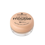 Base de Maquillage en Mousse Essence Soft Touch 13-matt procelain 16 g